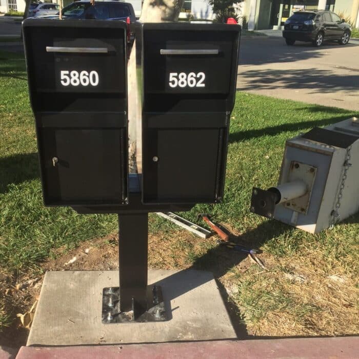 Vaults on a T-Post