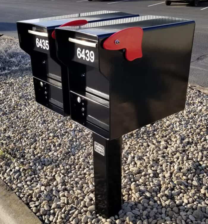 2 senator mailboxes