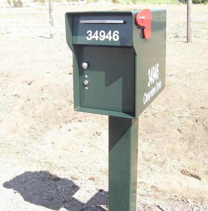 Green vacationer Mailbox