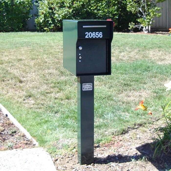 Green Vacationer mailbox